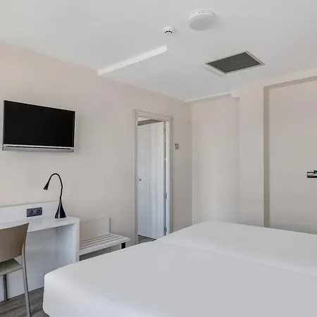 B&B Hotel Vigo Hotell 3*