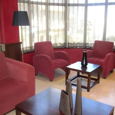 B&B 호텔 비고 3*