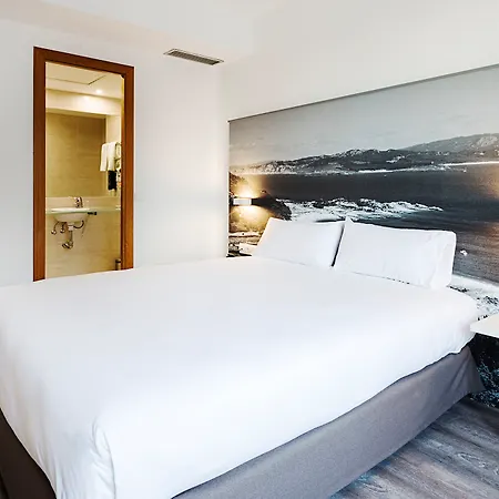 B&B ホテル ビーゴ ホテル 3*