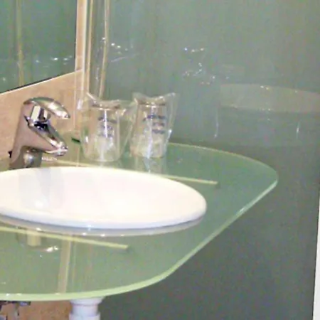 B&B Hotel Vigo 3*