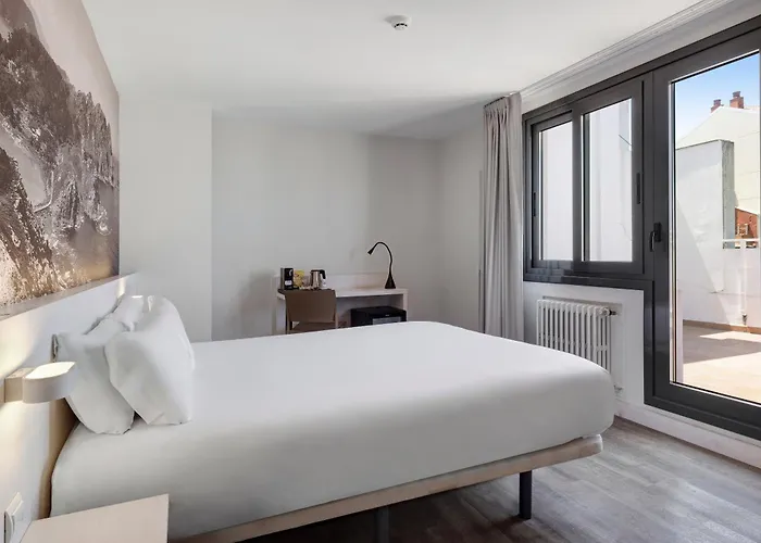 Hotel B&B Hotel Vigo 3*