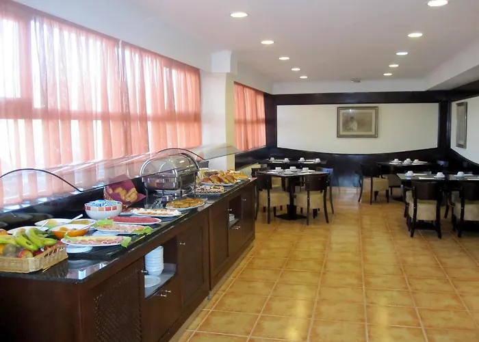 B&B Hotel Vigo 3*