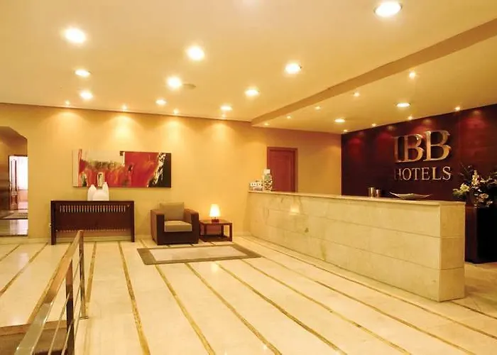 Hotel B&B Hotel Vigo 3*